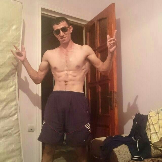  ,   Akmalchik, 31 ,   