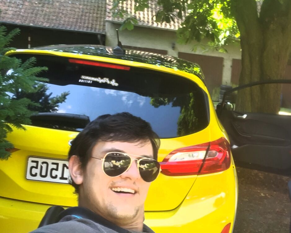  Homberg,   Vlad, 32 ,   ,   