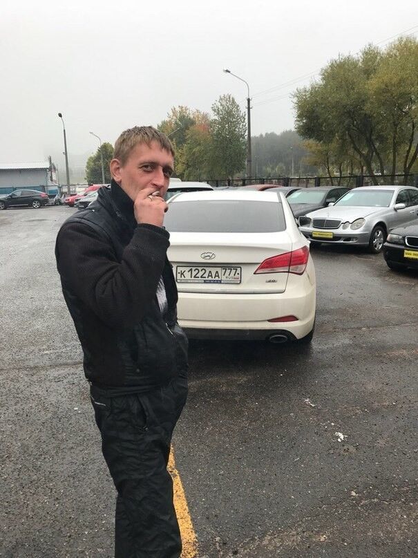  18983721  Kirill, 39 ,    