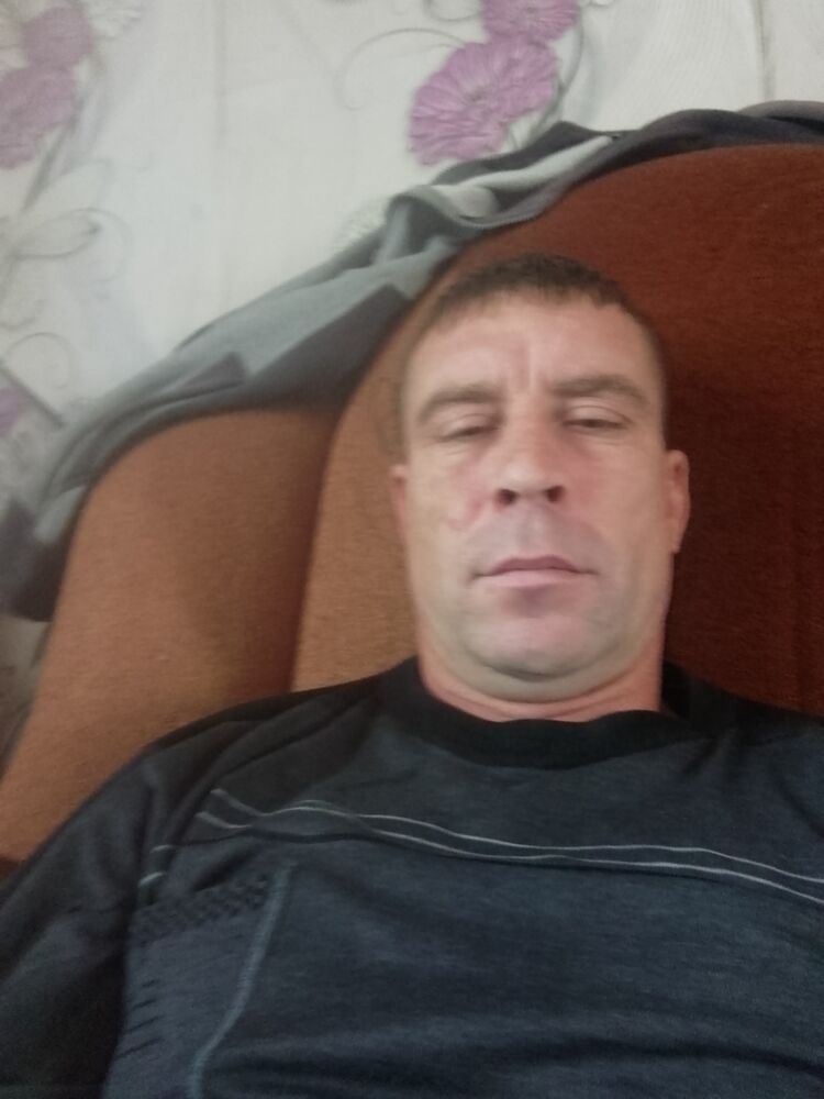  47418841  Segrej, 39 ,    