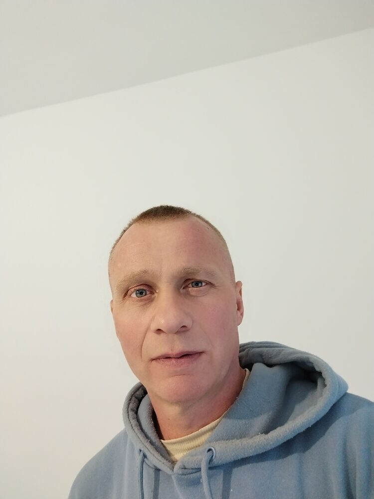  ,   Gheorghe, 45 ,   ,   