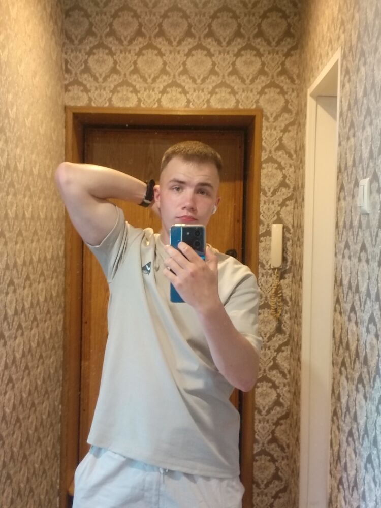  52644811  , 19 ,    