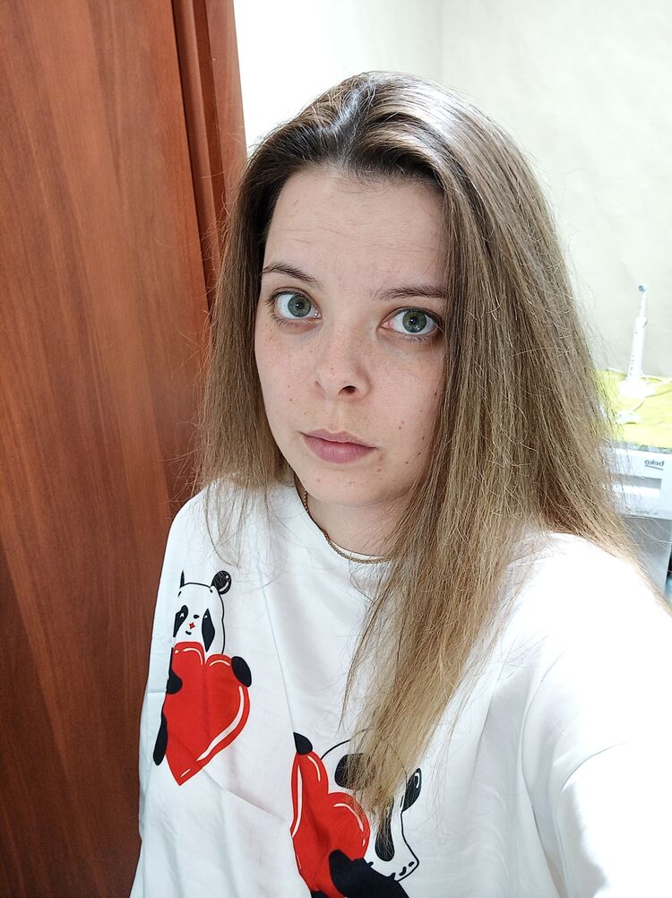  ,   Ekaterina, 29 ,   c 