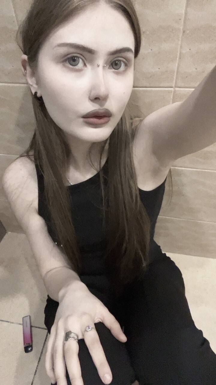  52848091  , 19 ,    