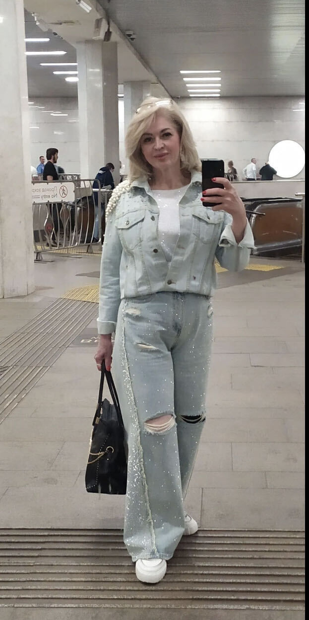  54317261  Irina KosMos, 57 ,    