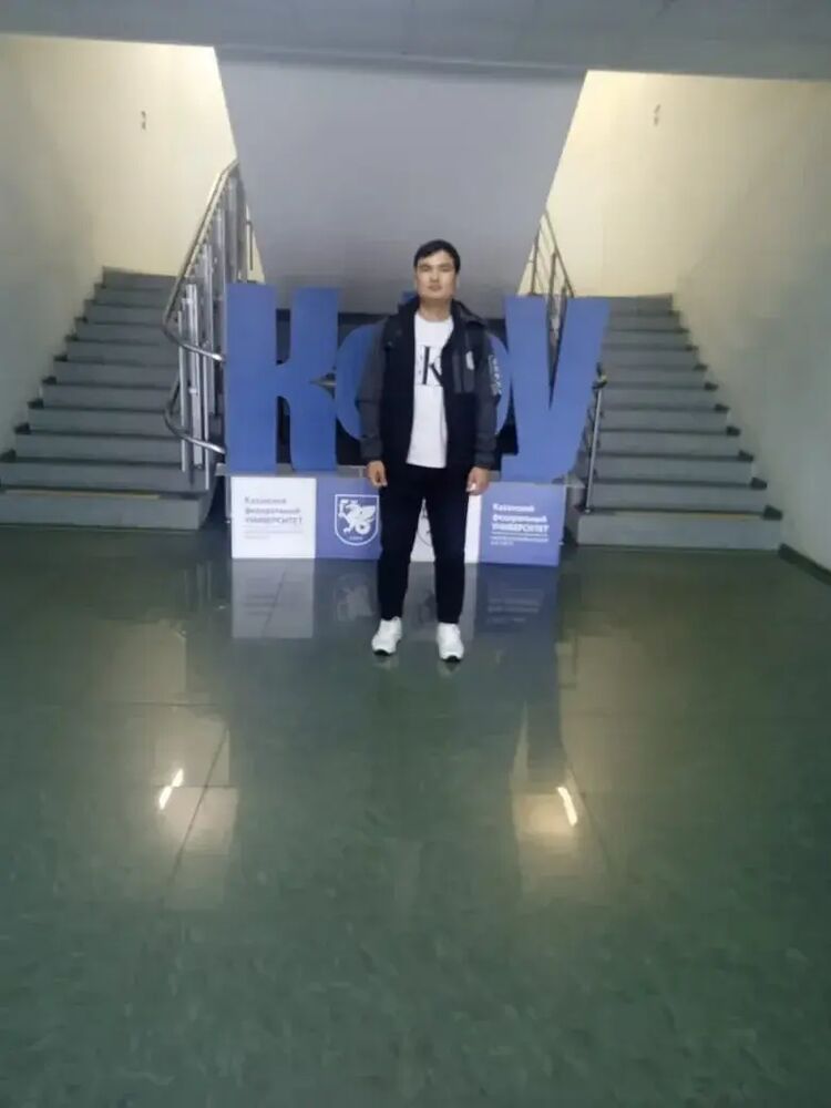  43347961  Ahmet, 23 ,    