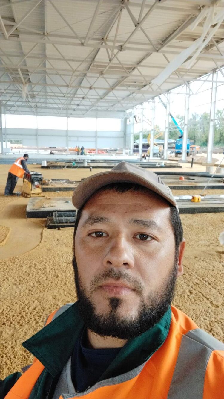  ,   Laziz, 37 ,   ,   , c 