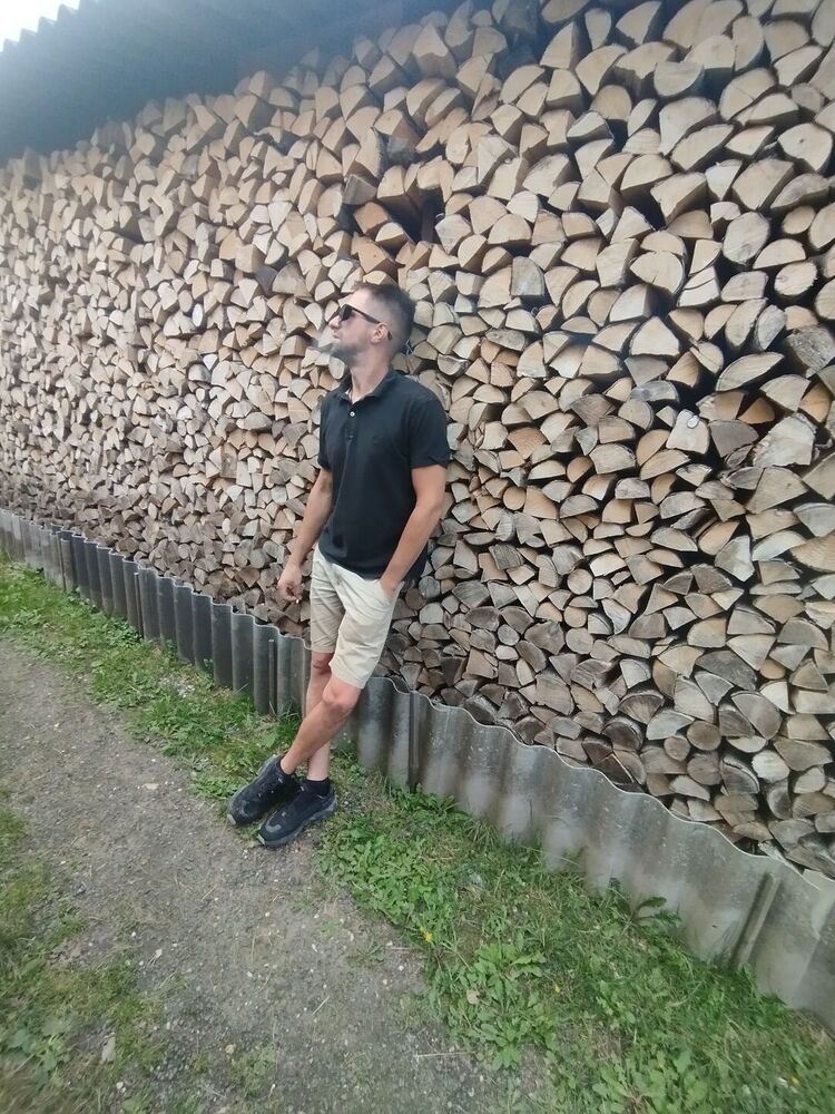  46190061  , 32 ,    
