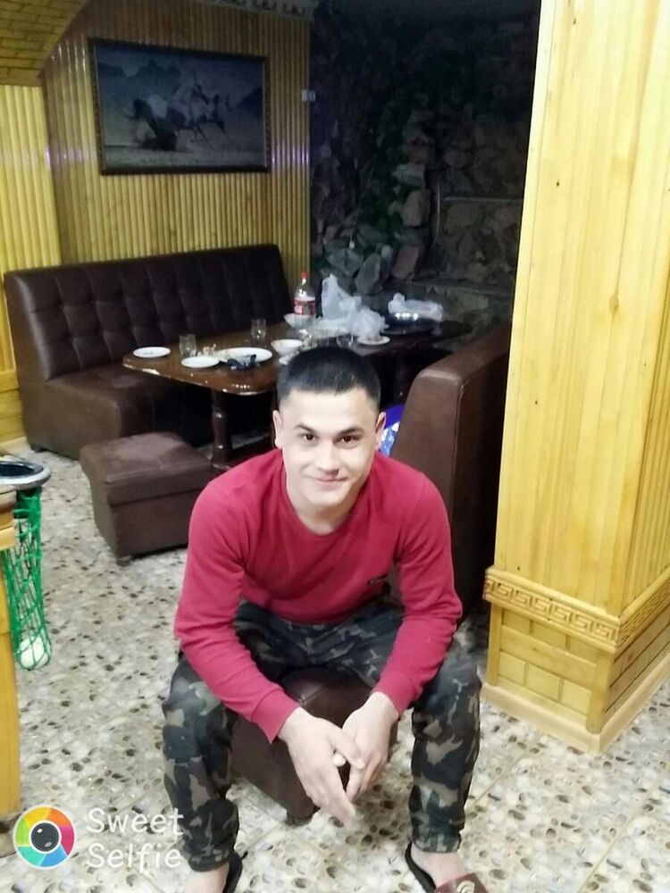  ,   Komil, 31 ,  
