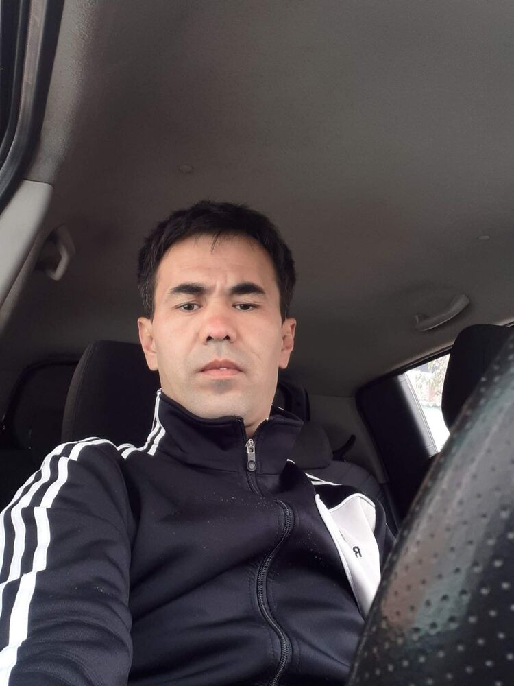  23560741  Malik, 42 ,    