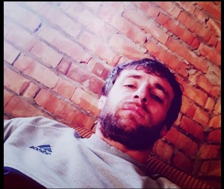  39042461  , 37 ,    