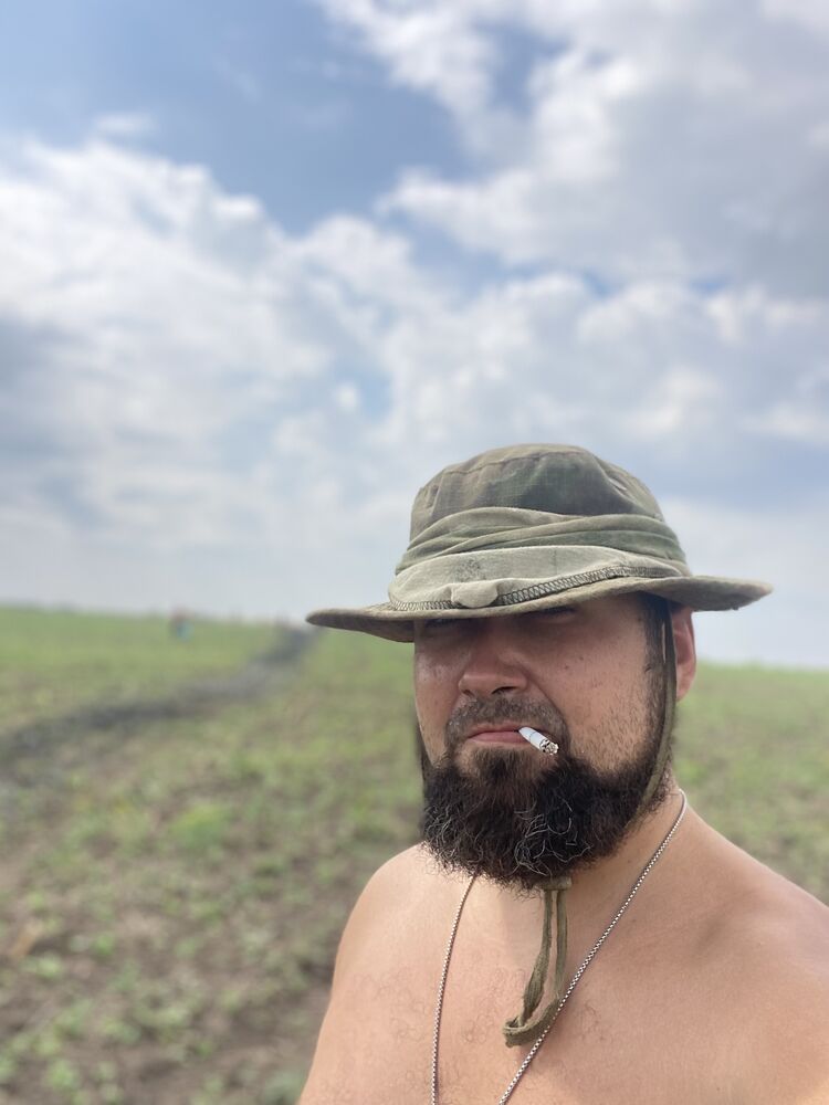  42090281  , 35 ,    