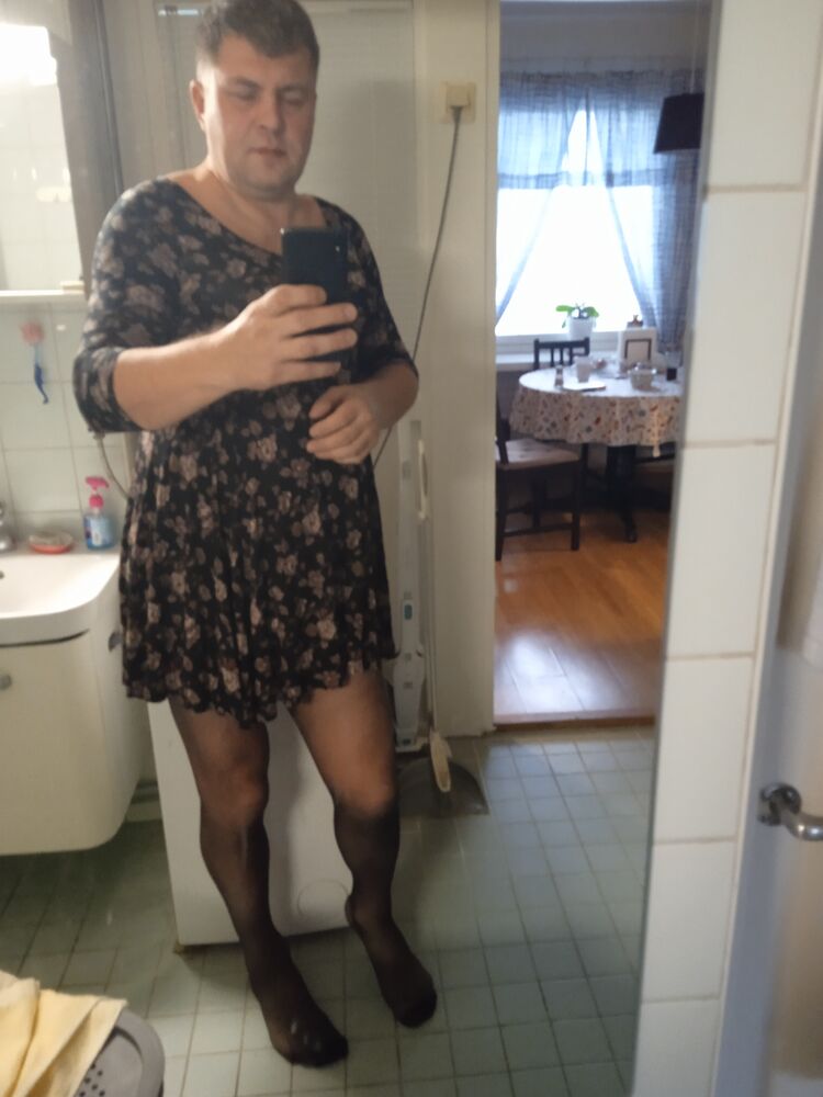  30513431  Elza, 49 ,    