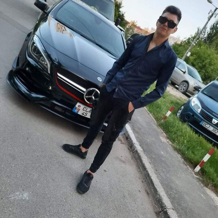  ,   Dima, 27 ,   ,   