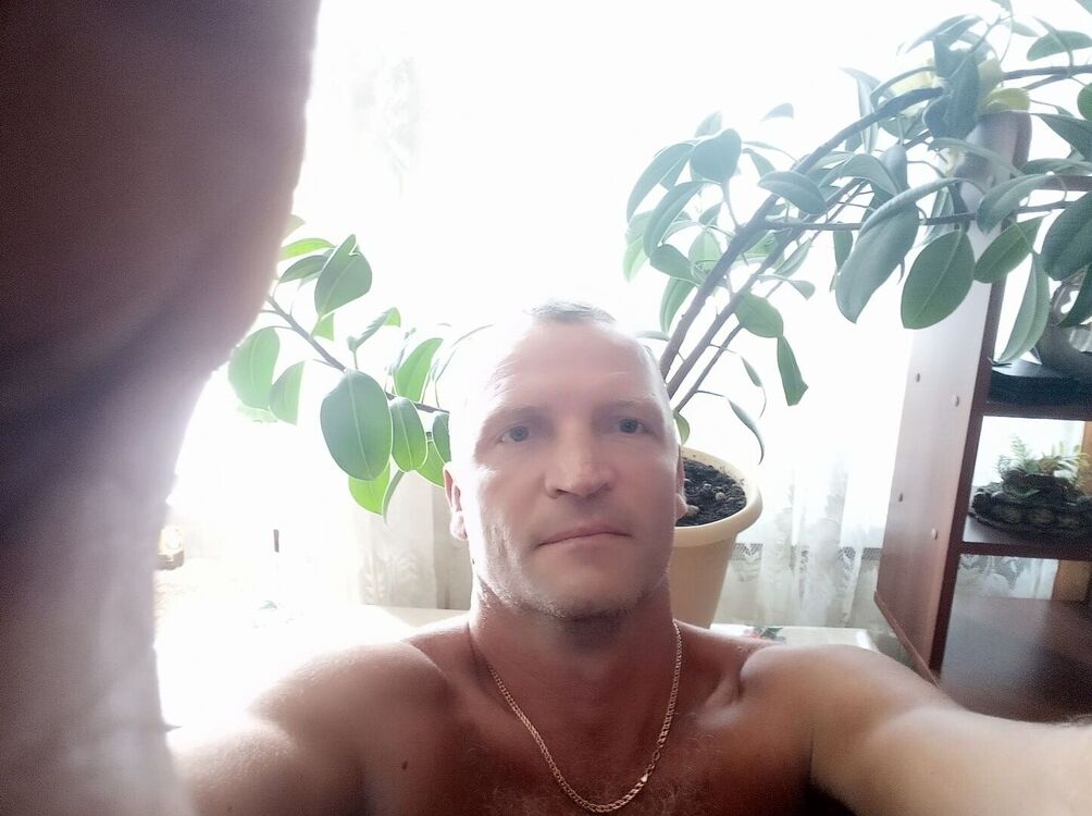  28426841  , 45 ,     