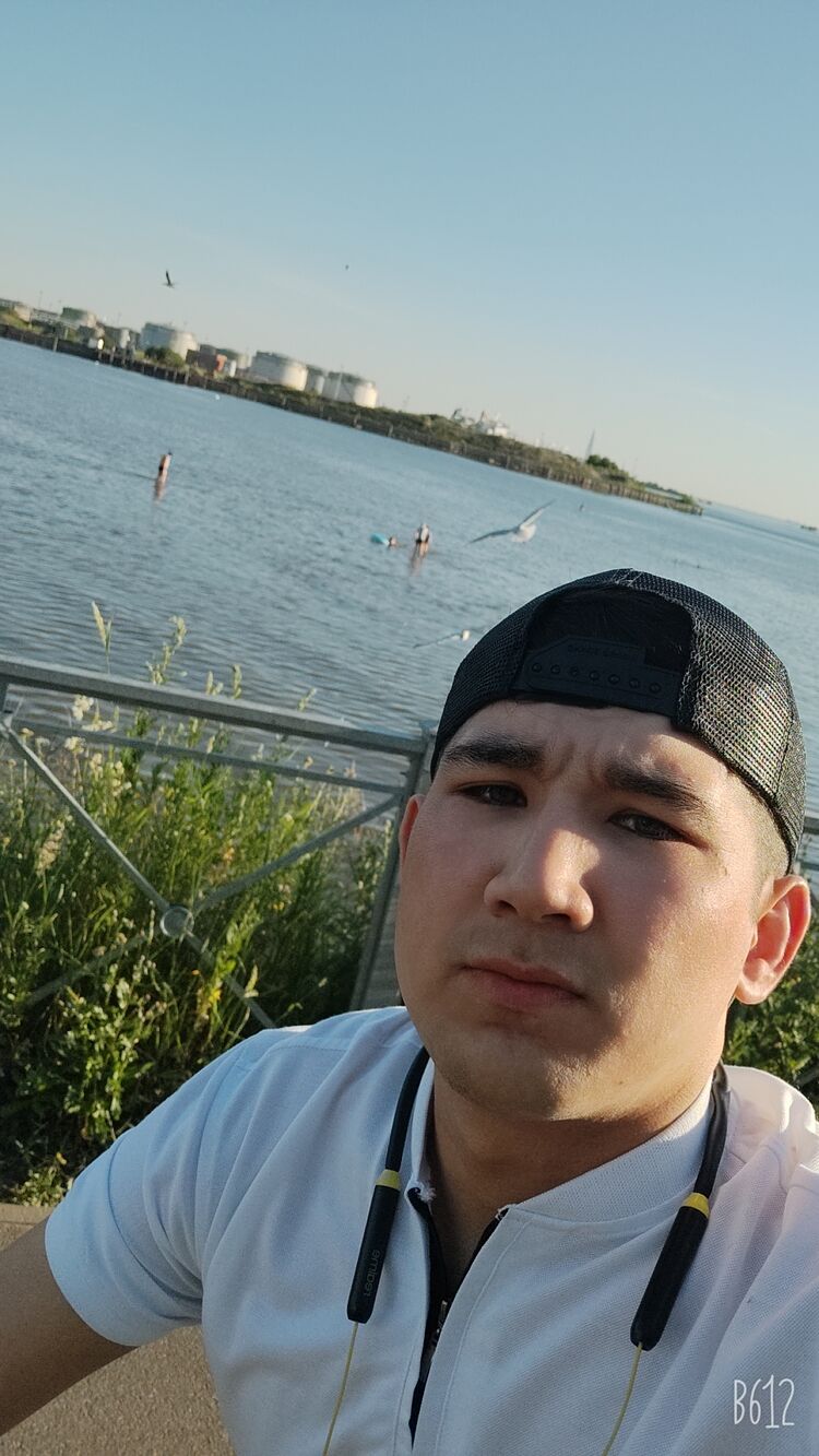  --,   , 24 ,     , c 