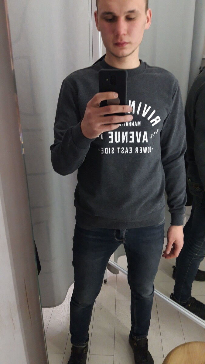 18543721  Vadim, 26 ,    