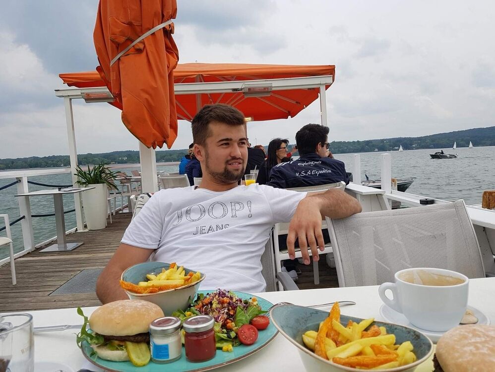  ,   Nicolae, 33 ,   ,   , c , 