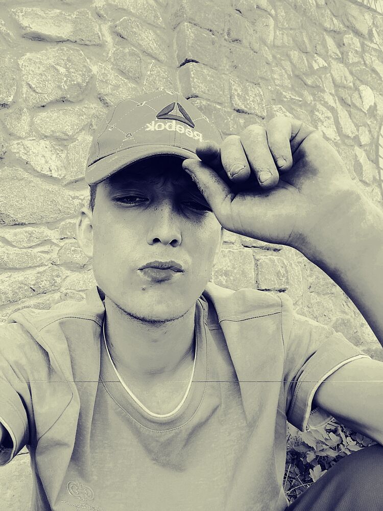  46038571  Aganyaz, 23 ,    
