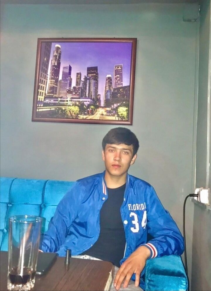  ,   Ilhomjon, 22 ,     , c 