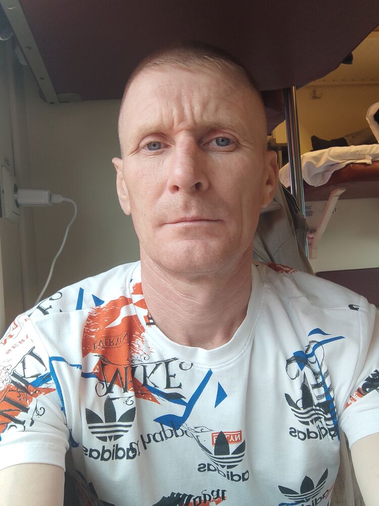  44074831  , 46 ,    