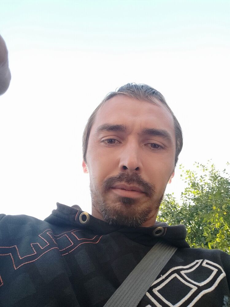  21289851  , 33 ,    