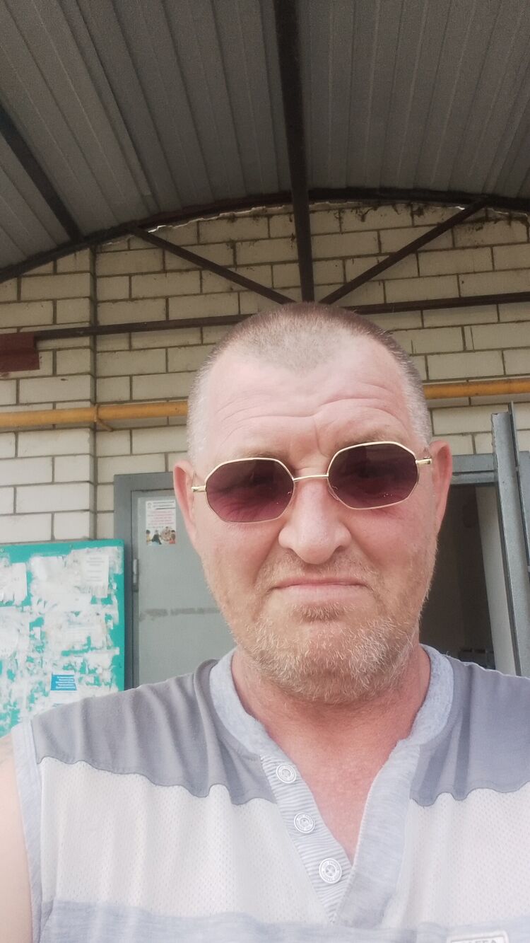  42860651  , 48 ,    
