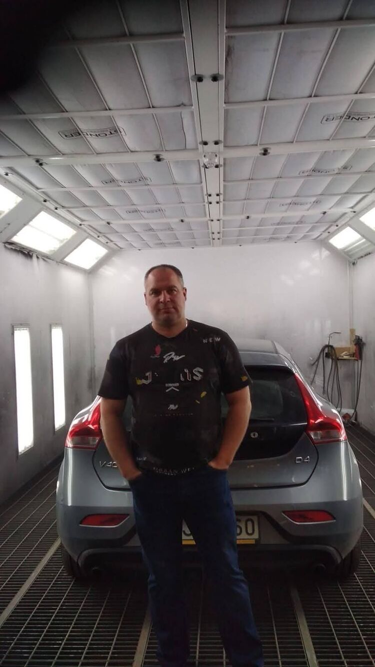  54082541  Jura, 47 ,    