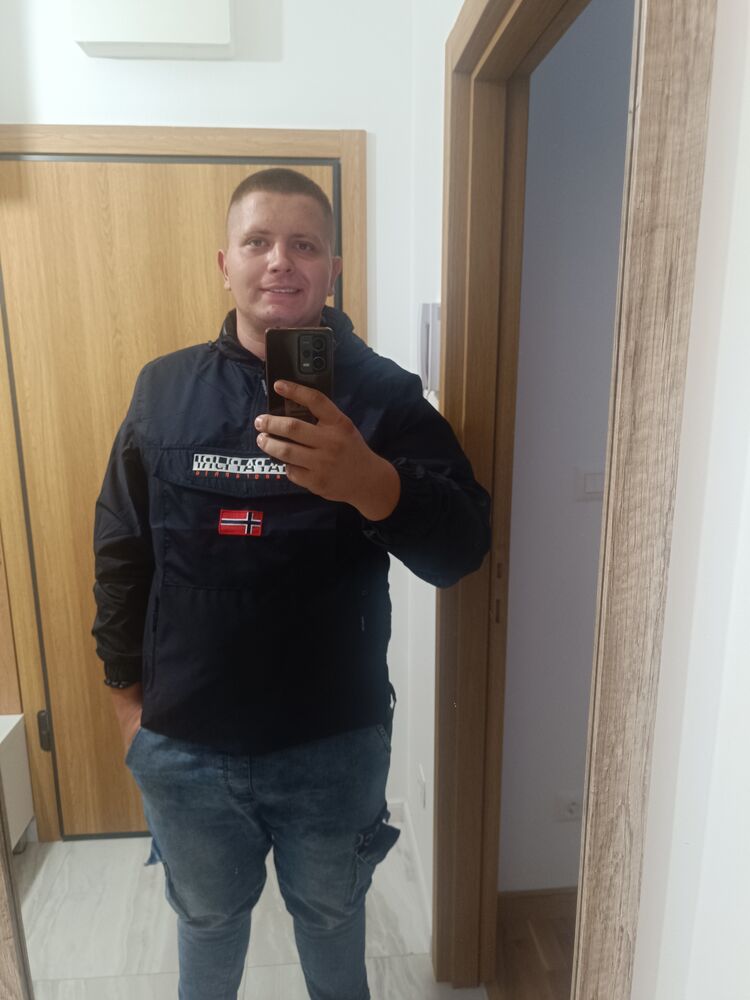  Podgorica,   Nikola, 23 ,   ,   