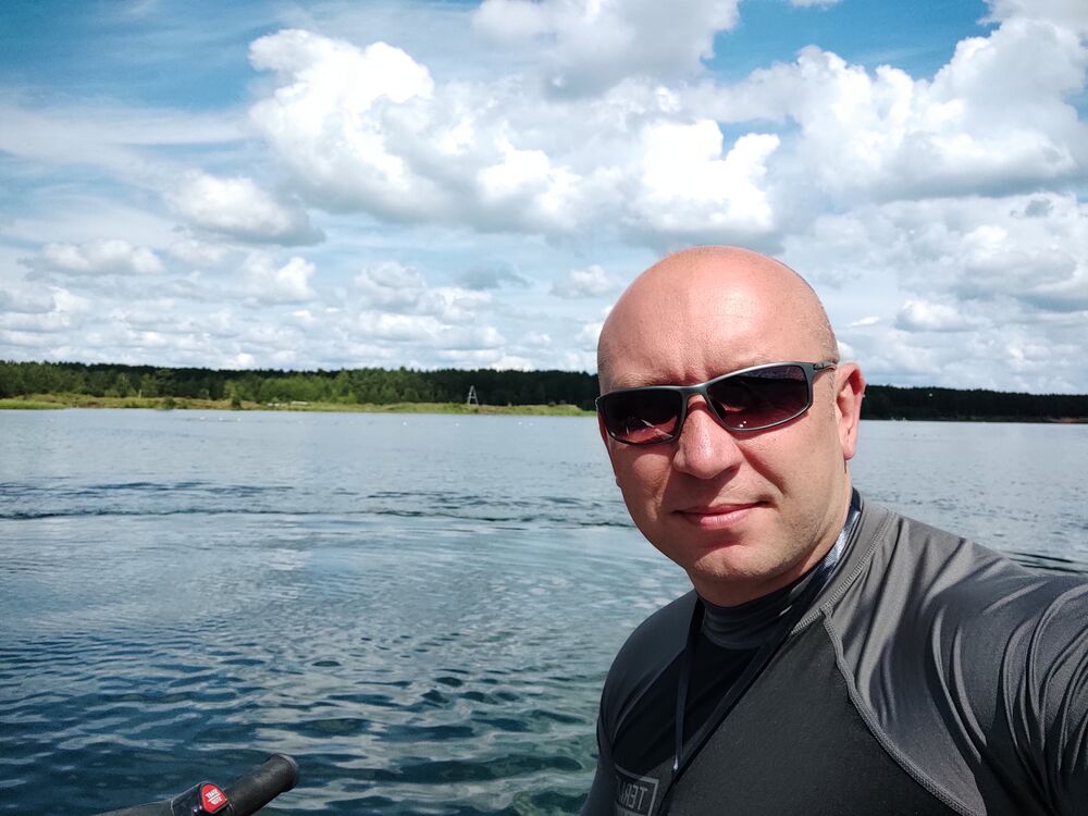  27719491  Roman, 39 ,    