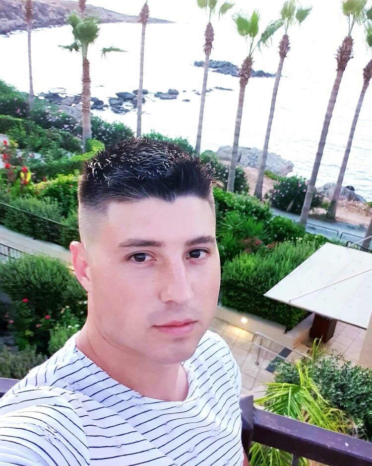  ,   Andrei, 30 ,   ,   , c , 