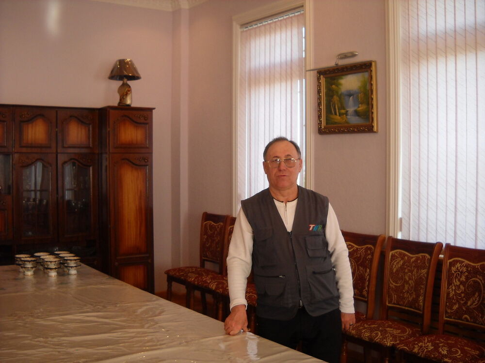  4124691  Farid, 75 ,    
