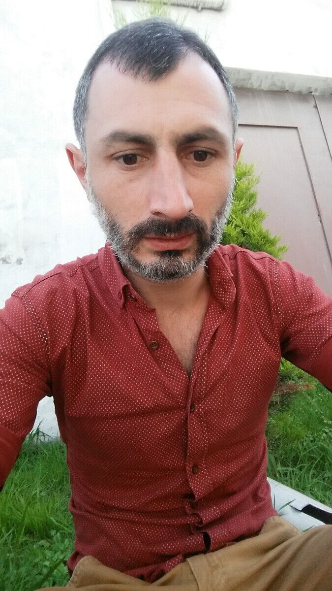  ,   Joni, 37 ,   ,   , c 