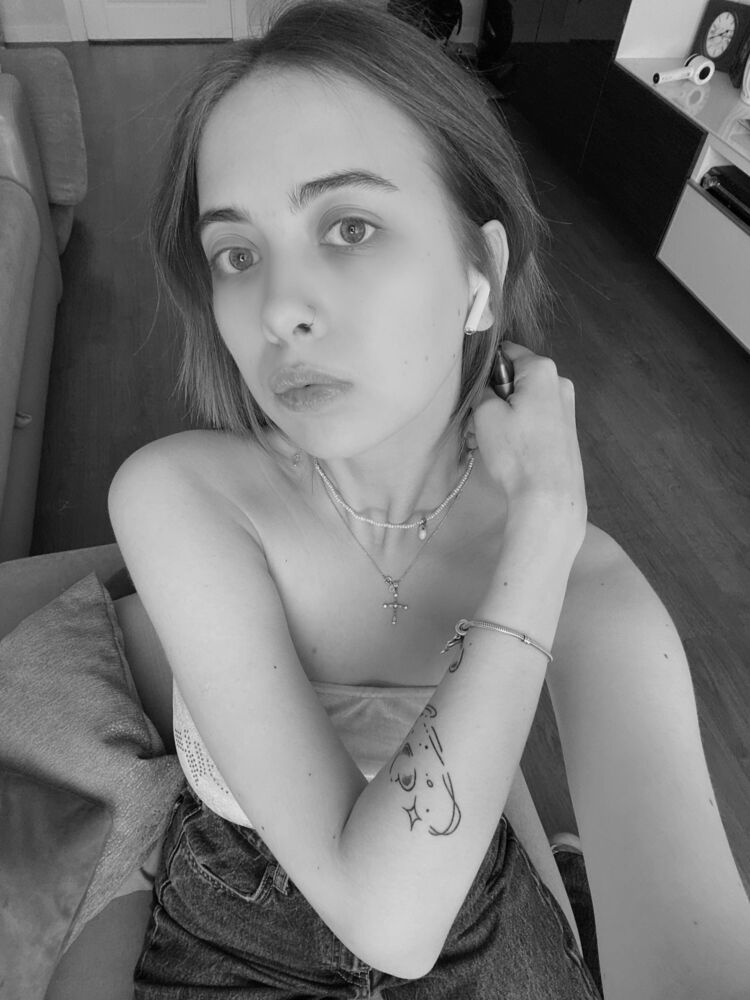  31698221  , 21 ,    -
