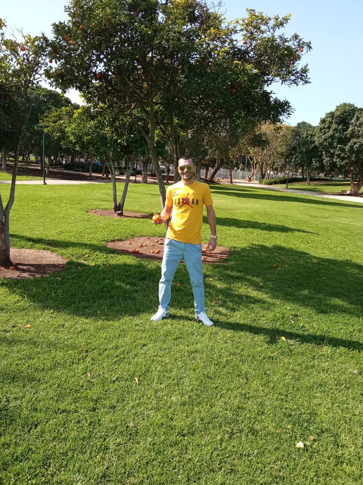  24047581  Misa, 38 ,    