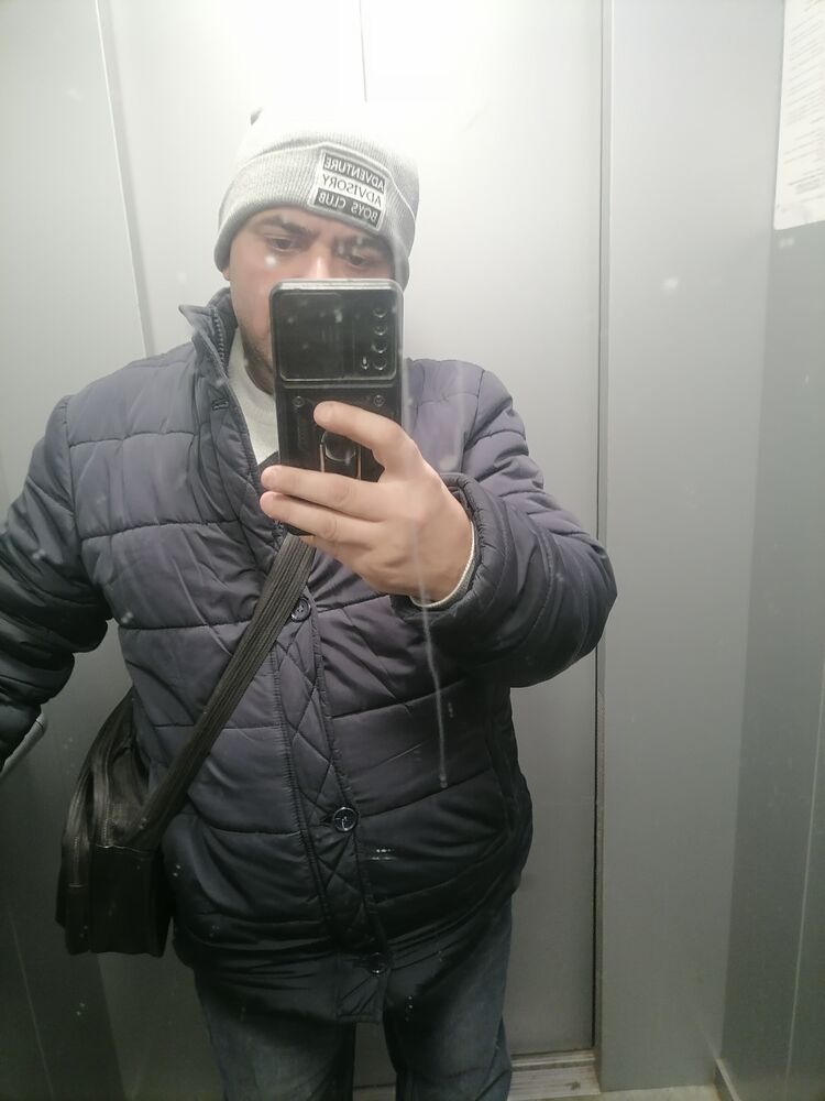  48976331  , 43 ,    