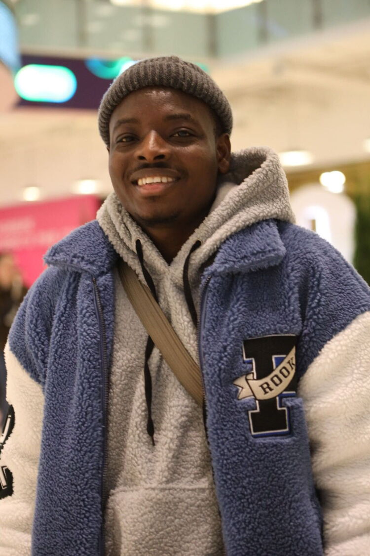 ���� 42291661 ������� ����, 27 ���, ���� ���������� � Cotonou