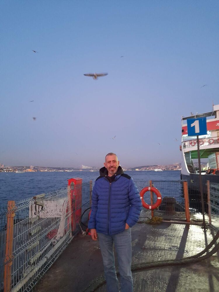  46759161  Metin, 51 ,    