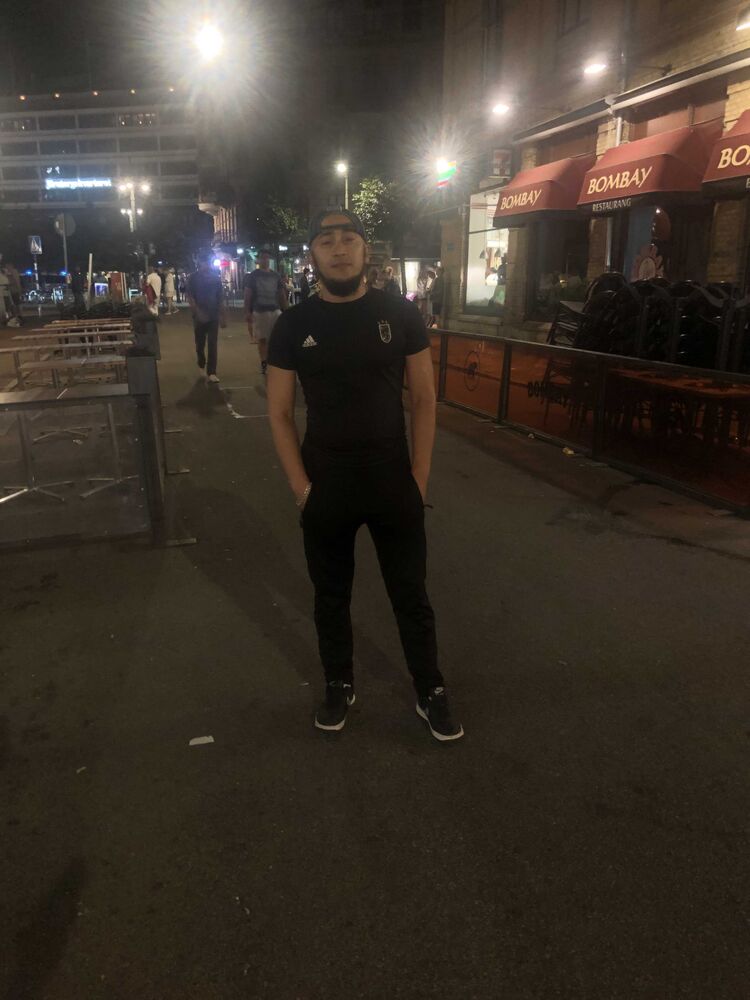  29833631  , 35 ,    
