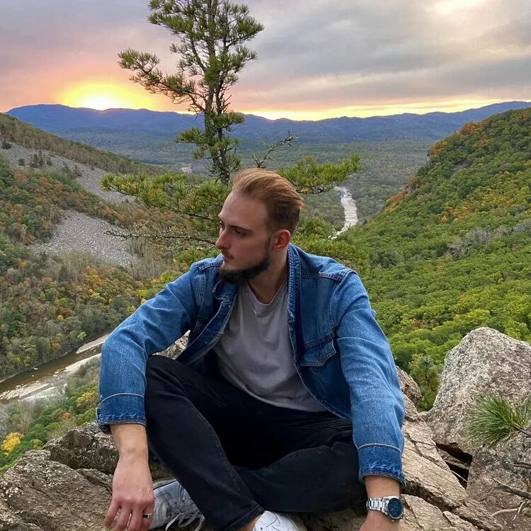  ,   Konstantin, 23 ,   ,   
