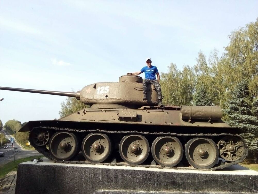 ,   Slavik, 34 ,  