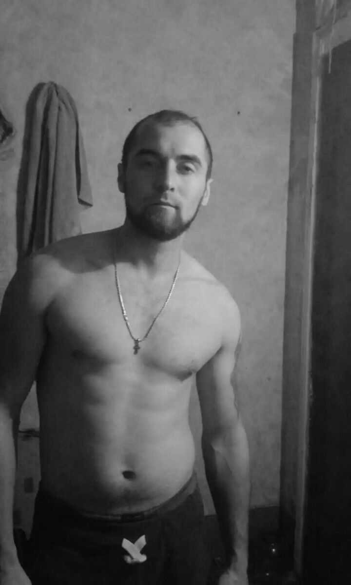 15072751  Vik, 38 ,    --