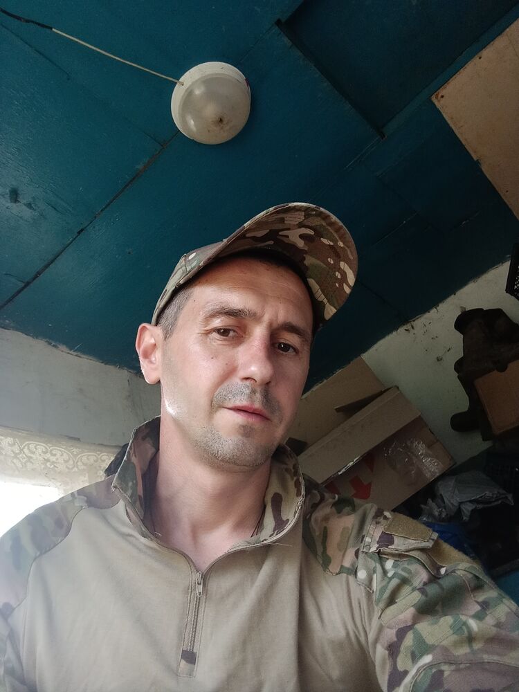  42812691  , 37 ,    