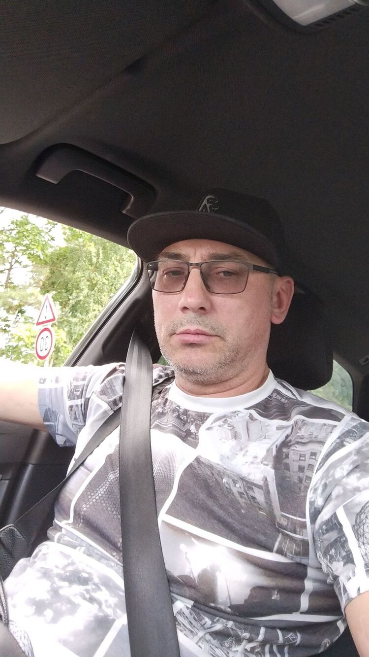  ,   Ivars, 46 ,   ,   