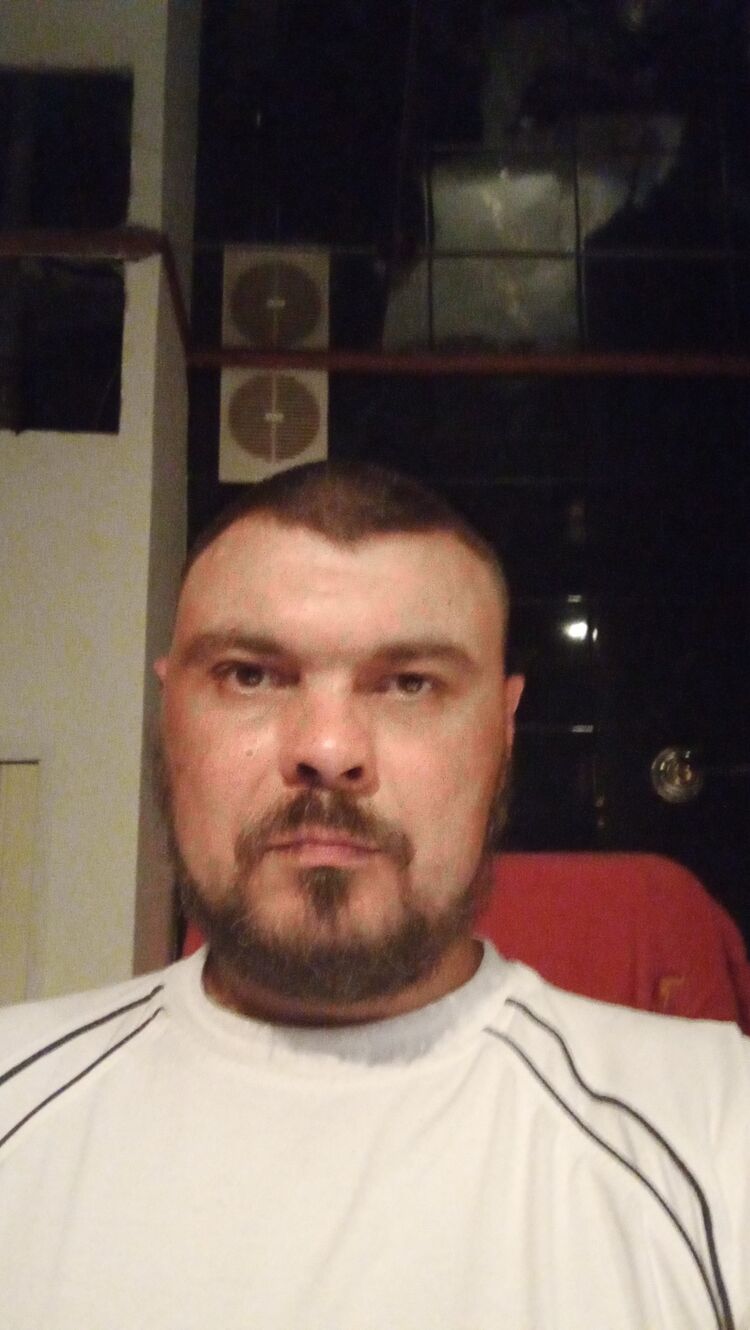  ,   Andrew, 42 ,   ,   , c 