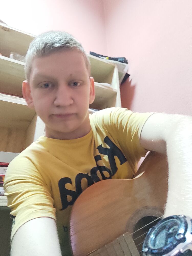 ,   Alexander, 20 ,     