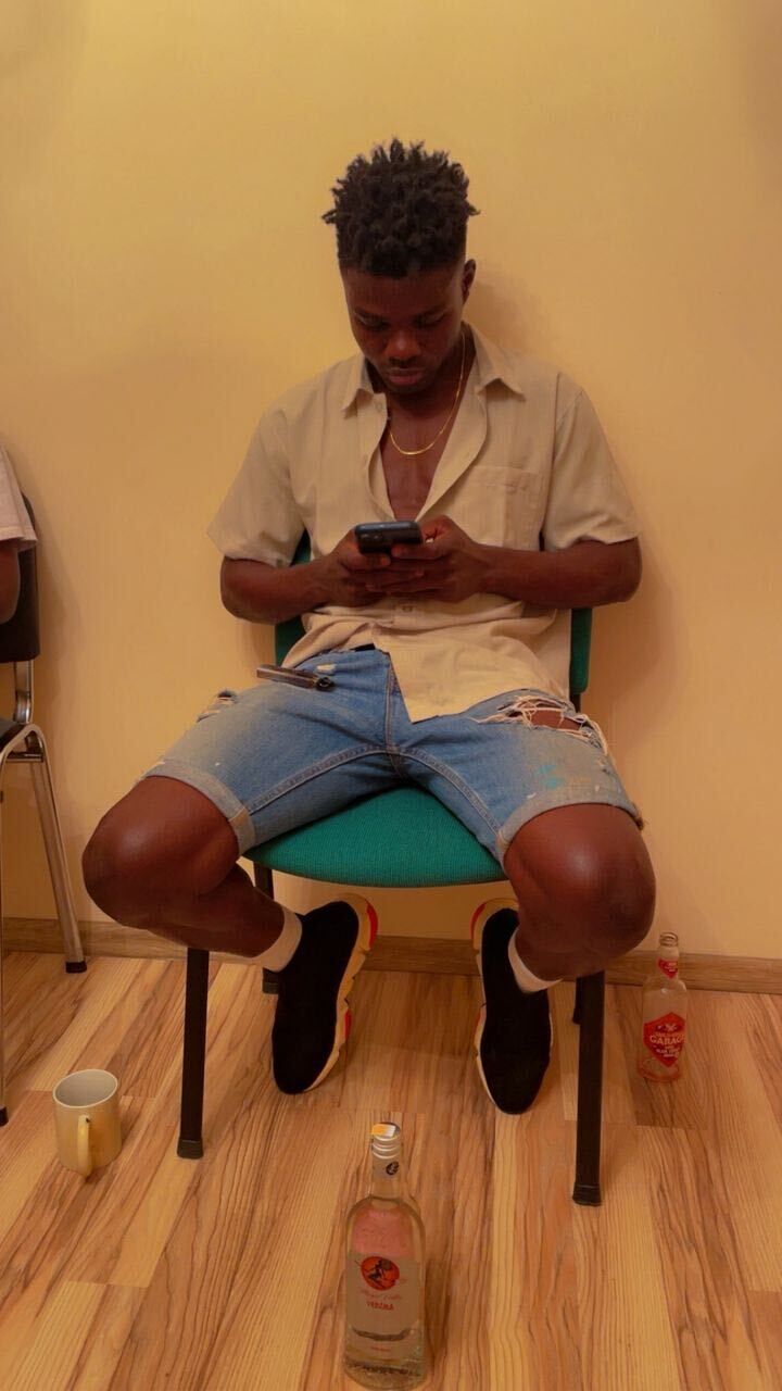  53681921  Jacques, 28 ,    