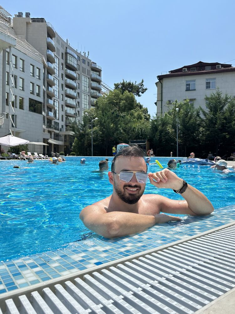  ,   Alper, 34 ,   ,   