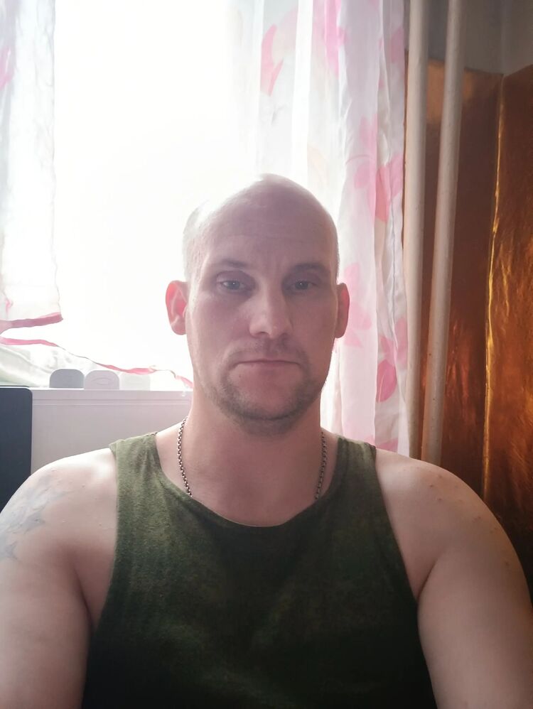  45249841  Maksim, 41 ,    