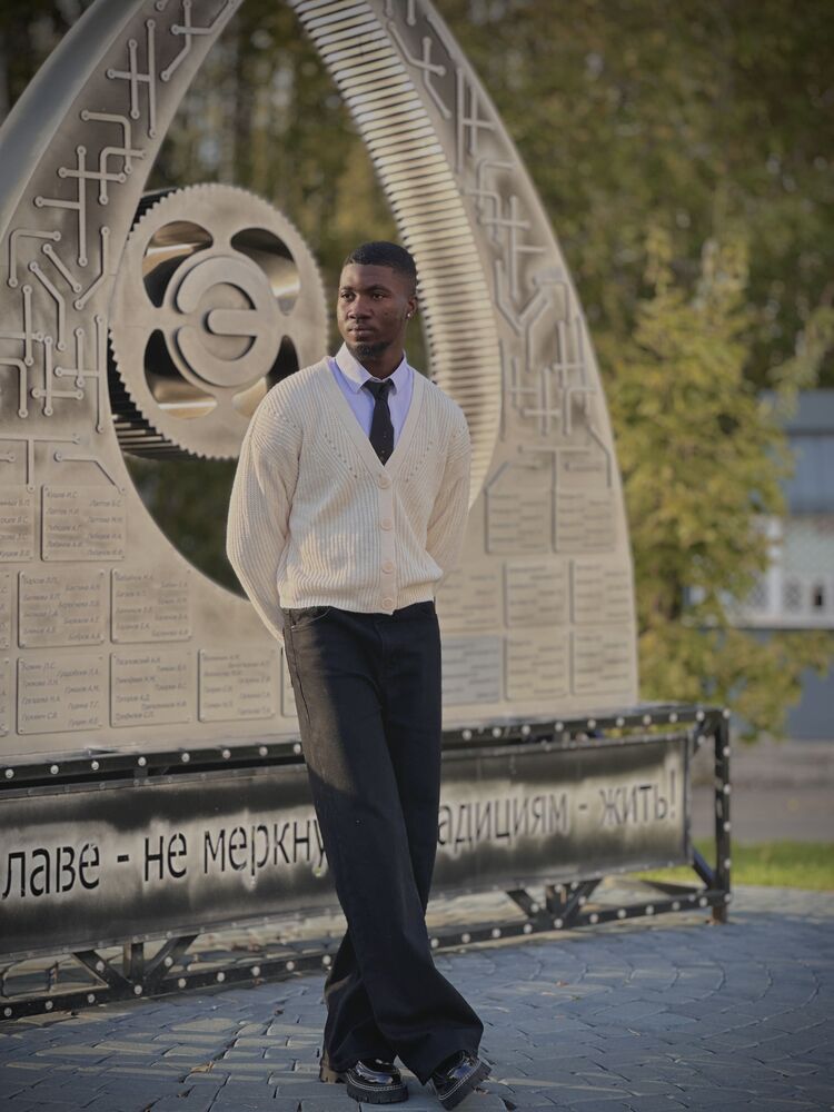  ,   Kobby, 27 ,   ,   